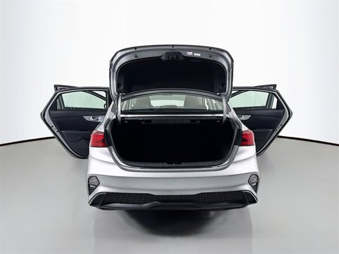 Used 2024 Kia Forte LXS image 19