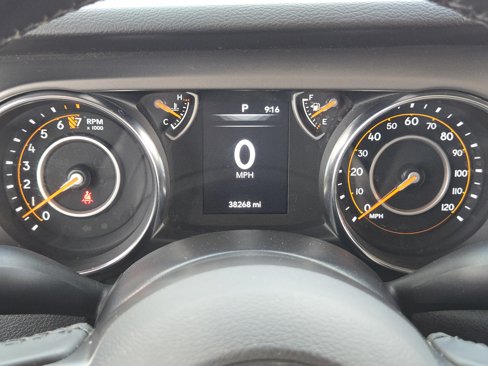 Used 2022 Jeep Gladiator Willys image 17