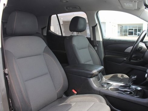 Used 2019 Chevrolet Traverse LT image 15