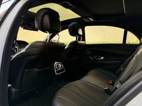 Used 2016 Mercedes-Benz S 550 Sedan image 20