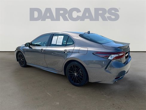 Used 2023 Toyota Camry XSE image 5