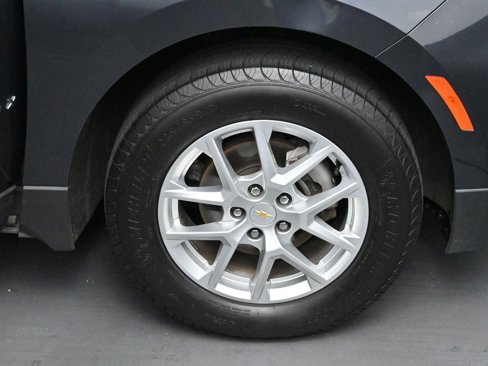 Used 2022 Chevrolet Equinox LT image 32