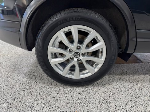 Used 2021 Nissan Rogue Sport S image 18