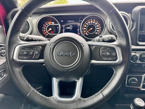 Used 2021 Jeep Wrangler Unlimited Sahara image 18