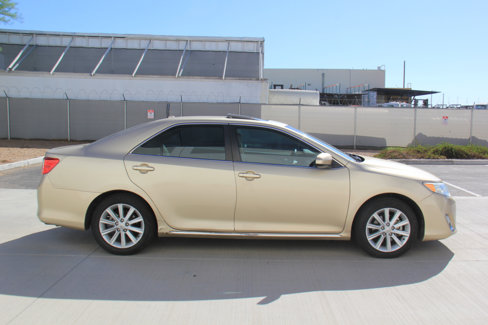 Used 2012 Toyota Camry XLE image 4