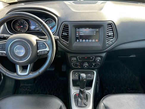 Used 2018 Jeep Compass Latitude w/ Popular Equipment Group image 11