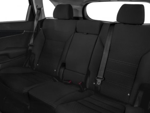 Used 2017 Kia Sorento LX w/ LX Convenience Package image 17