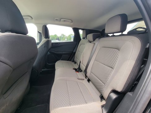 Used 2022 Ford Escape SE image 31