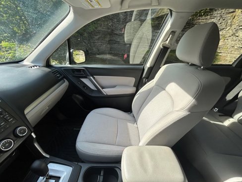 Used 2015 Subaru Forester 2.5i Premium w/ All-Weather Package image 16