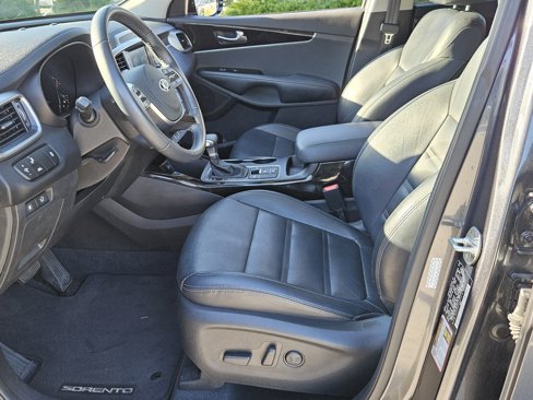Used 2020 Kia Sorento EX image 13