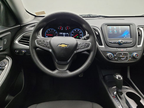 Used 2017 Chevrolet Malibu LS image 22