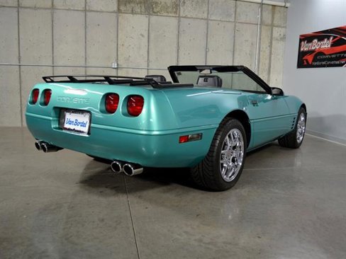 Used 1991 Chevrolet Corvette Convertible image 12