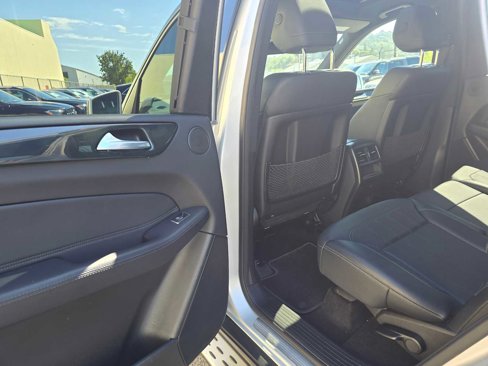 Used 2019 Mercedes-Benz GLS 450 4MATIC image 17