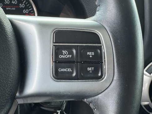 Used 2016 Jeep Wrangler Unlimited Rubicon image 18