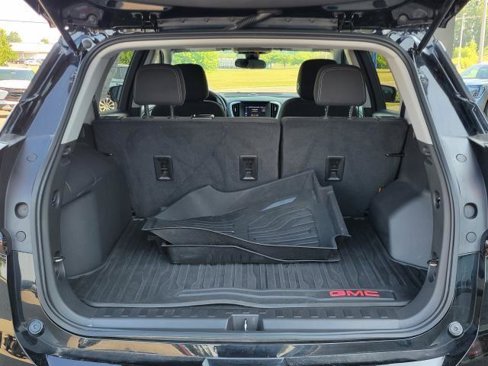 Certified 2023 GMC Terrain SLE image 8