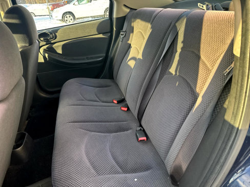Used 2006 Dodge Stratus SXT image 21