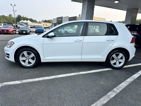 Used 2017 Volkswagen Golf Wolfsburg Edition image 8
