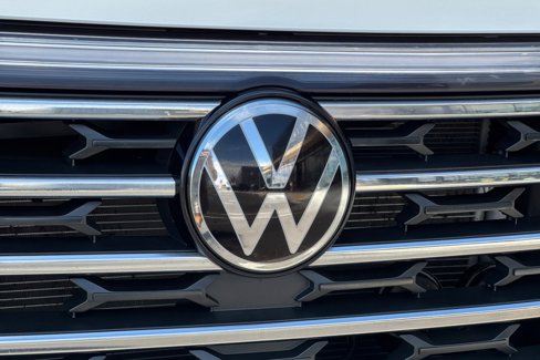 Used 2024 Volkswagen Atlas SE image 48