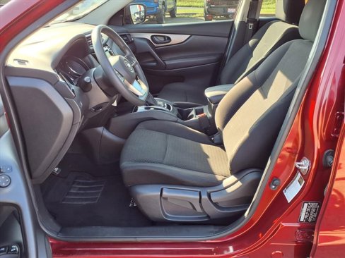 Used 2020 Nissan Rogue Sport S image 14