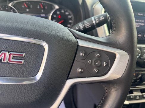 Used 2022 GMC Terrain SLT w/ Infotainment Package II image 18