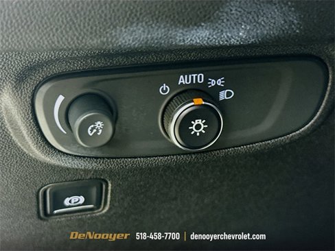 Used 2018 GMC Terrain SLE w/ Driver Convenience Package image 10