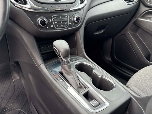 Used 2024 Chevrolet Equinox LT image 13