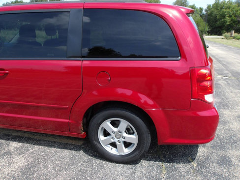 Used 2012 Dodge Grand Caravan SXT image 33