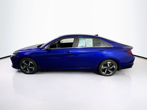 Used 2023 Hyundai Elantra Limited image 8