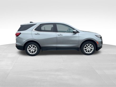 Used 2023 Chevrolet Equinox LT image 24