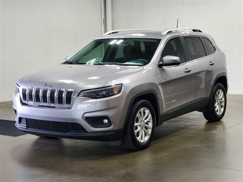 Used 2019 Jeep Cherokee Latitude w/ Popular Appearance Group image 2