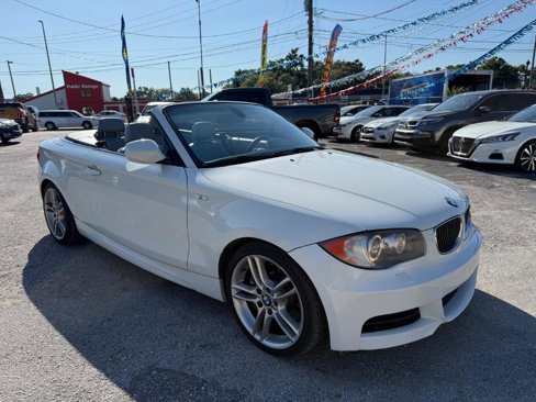 Used 2010 BMW 135i Convertible image 20