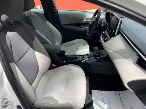 Used 2020 Toyota Corolla LE image 21