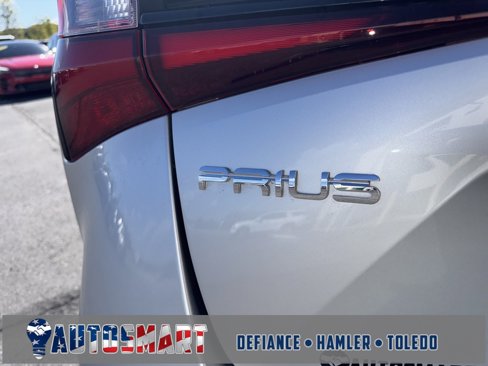 Used 2019 Toyota Prius L Eco image 29