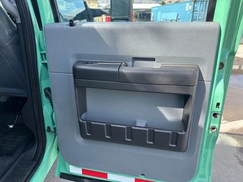 Used 2015 Ford F550 4x4 Crew Cab Super Duty image 28