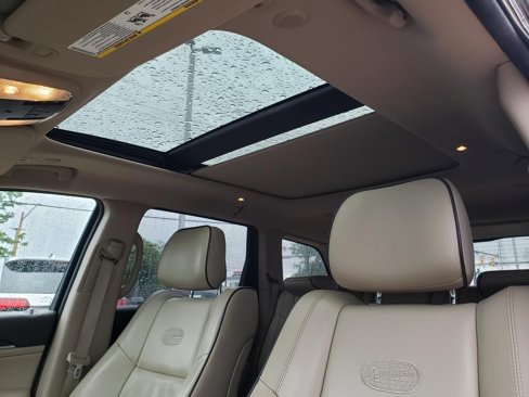 Used 2019 Jeep Grand Cherokee Overland image 30