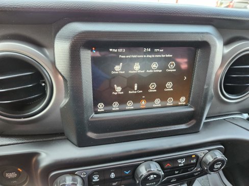 Used 2022 Jeep Wrangler Willys image 9