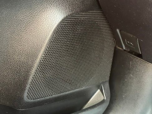 Used 2017 Toyota RAV4 XLE image 19