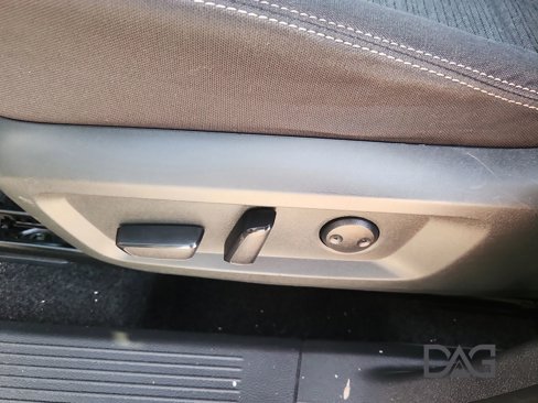 Used 2021 Nissan Rogue SV image 15