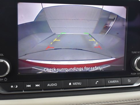 Used 2022 Nissan Rogue SV image 10