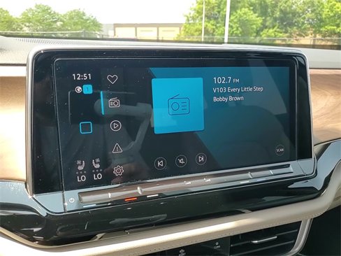 Used 2024 Volkswagen Atlas SE image 19