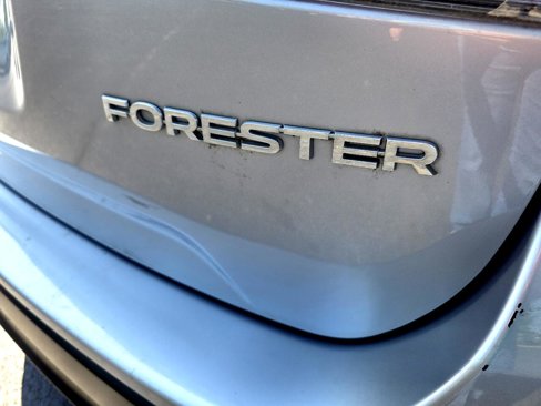 Used 2019 Subaru Forester Premium image 8