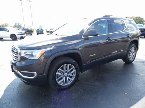Used 2017 GMC Acadia SLE image 8