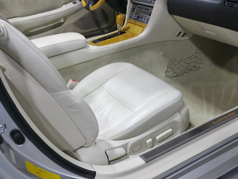 Used 2002 Lexus SC 430 Convertible image 38