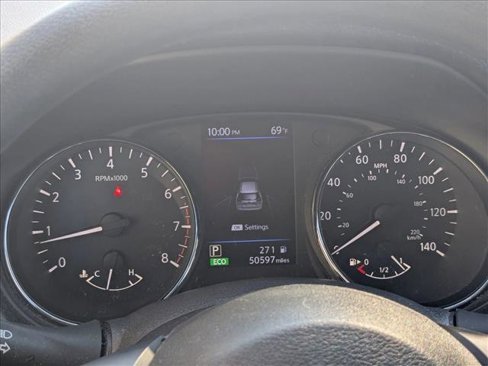 Used 2019 Nissan Rogue S image 11