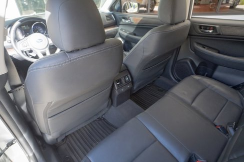 Used 2017 Subaru Outback 2.5i Limited image 18