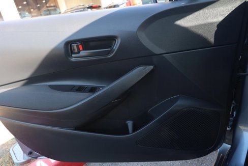 Used 2022 Toyota Corolla LE image 22