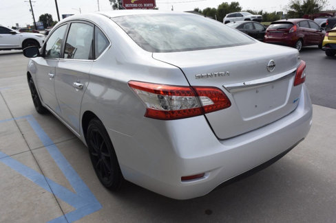 Used 2013 Nissan Sentra SV image 3