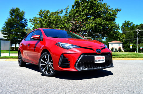 Used 2018 Toyota Corolla SE w/ SE Premium Package image 22