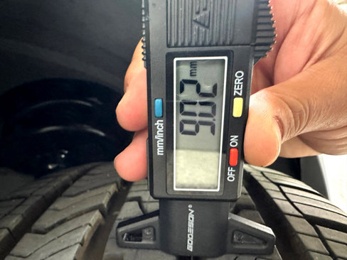 Used 2016 Ford Explorer Platinum image 65