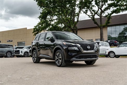 Used 2023 Nissan Rogue SV image 10